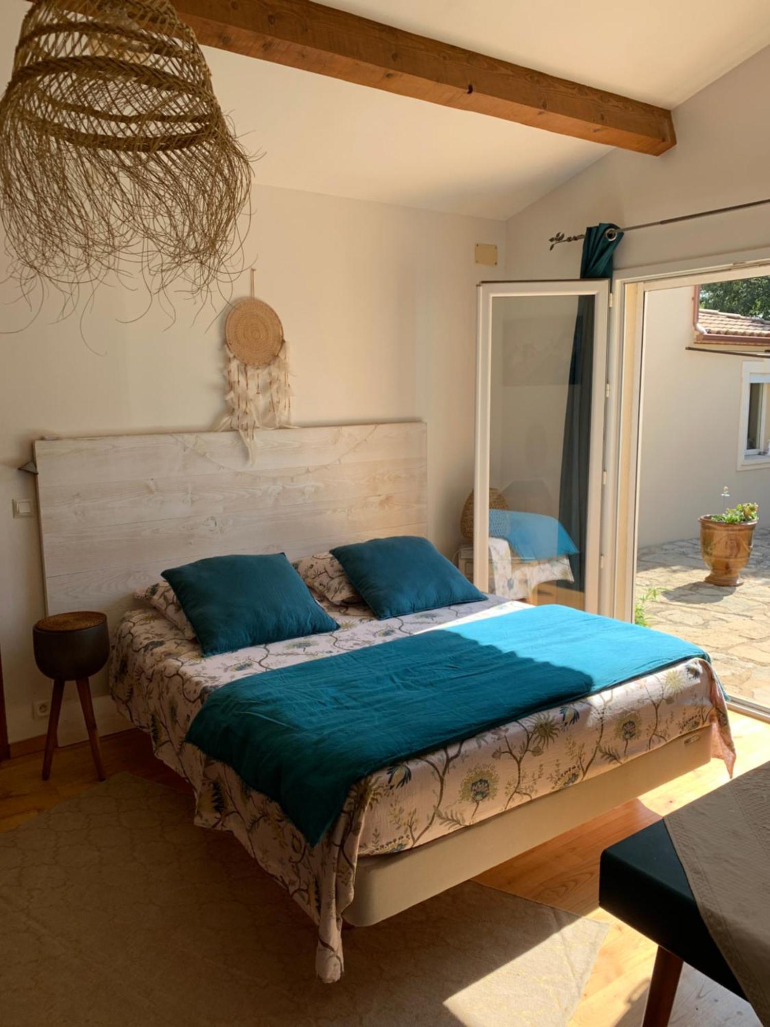 La Chambre Haute Et Son Spa Ним Экстерьер фото